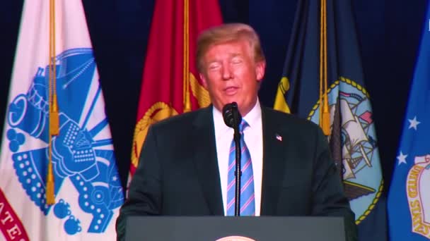 2018 Président Américain Donald Trump Dit Que Étape Par Étape — Video