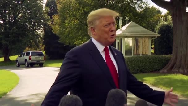 2018 Präsident Donald Trump Spricht Reportern Pressekorps Und Sagt Ivanka — Stockvideo