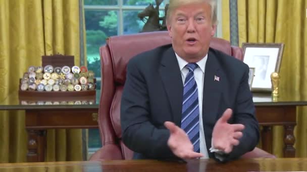 2018 Président Américain Donald Trump Déclare Que Réponse Fema Porto — Video