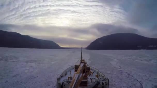 2018 Sahil Güvenlik Teknesi Willow Hudson Nehri New York Kış — Stok video