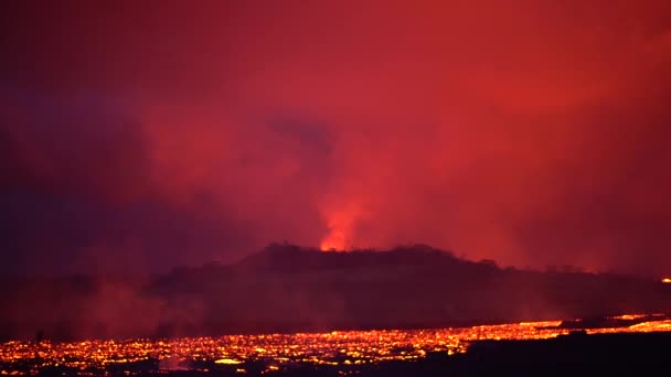 2018 Kilauea Volcano Big Island Hawaii Erupting Night Huge Lava — Stock Video