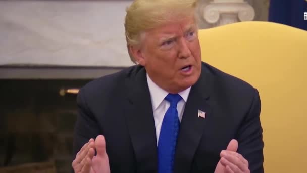 2018 ドナルド トランプ米大統領は 移民と国境の壁を議論するためにホワイトハウスでチャック シューマーとナンシー ペロシと会い 政府の閉鎖と国境警備について議論する — ストック動画