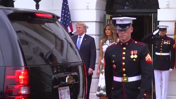 2018 Präsident Donald Trump Und First Lady Melania Trump Empfangen — Stockvideo