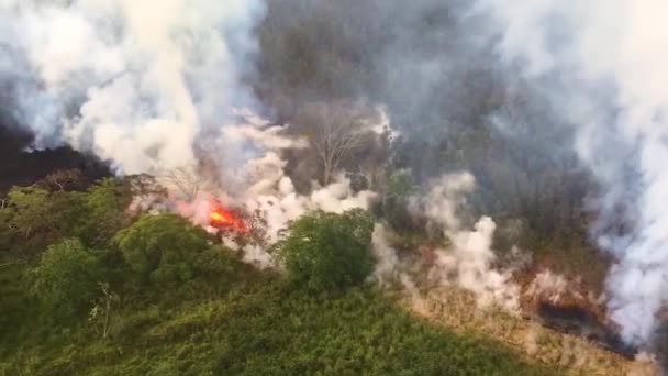 Utmärkt Helikopterantenn Från Vulkanutbrottet Kilauea — Stockvideo