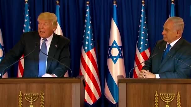 2017年 ドナルド トランプ米大統領とベンヤミン ネタニヤフ首相がエルサレム訪問中に意見交換を行う イランはすべての人々の敵です — ストック動画