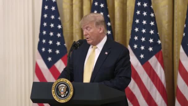 President Trump Gastheer Van Een Social Media Summit 2019 — Stockvideo