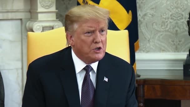 President Trump Säger Att Han Älskar Amerikanska Bönder 2019 — Stockvideo