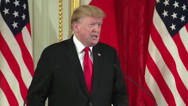 Presidente Trump Parla Del Suo Stretto Rapporto Con Primo Ministro — Video Stock