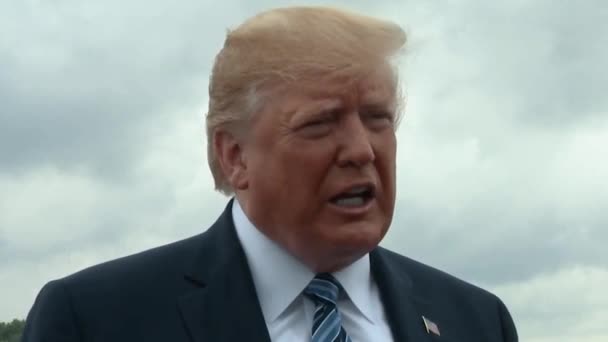 President Trump Talar Chris Cuomo Och Alfredo Incidenten 2019 — Stockvideo