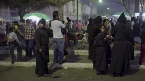 Toeschouwers Tijdens Paasfeesten Antigua Guatemala Tijdens Semana Santa Santa — Stockvideo