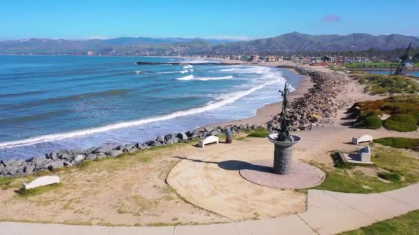 2020 Antena Posągu Syreny Opuszczonych Plaż Ventura Południowej Kalifornii Podczas — Wideo stockowe