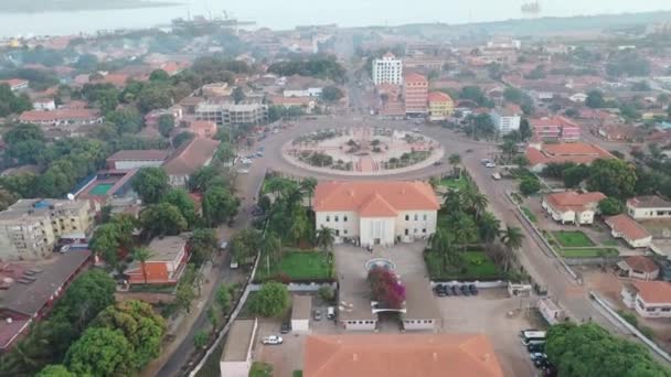 2020 Boa Antena Sobre Bissau Guiné Bissau África Ocidental Rotunda — Vídeo de Stock