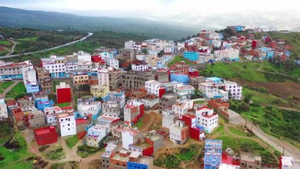 2020 Aéreo Sobre Ciudad Azul Marruecos Ladera Montaña Norte África — Vídeo de stock