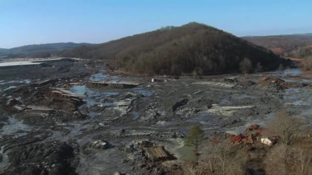 Aerials 2008 Kingston Ash Slurry Spill Miljökatastrof Tennessee — Stockvideo