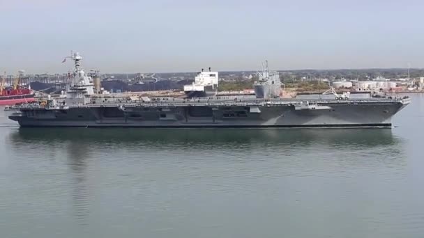 2019 Aérea Sobre Uss Gerald Ford Marcha Mar Cerca Newport — Vídeos de Stock