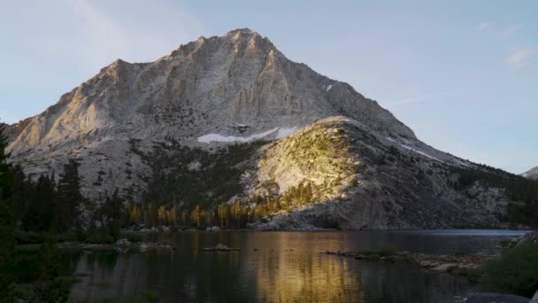 Ранкове Світло Озері Пайн Горах Сьєрра — стокове відео