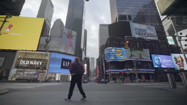 Pov Times Square New York Övergiven Utbrottet Coronavirus Typ Covid — Stockvideo