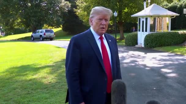 Circa 2018 Presidente Estados Unidos Donald Trump Habla Con Periodistas — Vídeos de Stock
