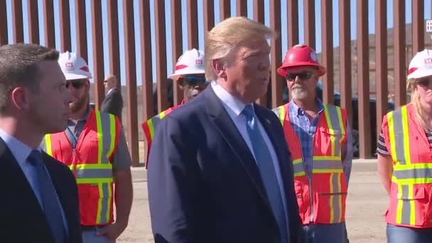 2019 Président Américain Donald Trump Adresse Presse Depuis Zone Construction — Video