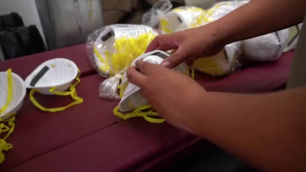 2020 Des Aviateurs Garde Nationale Hawaï Aident Distribuer Des Masques — Video