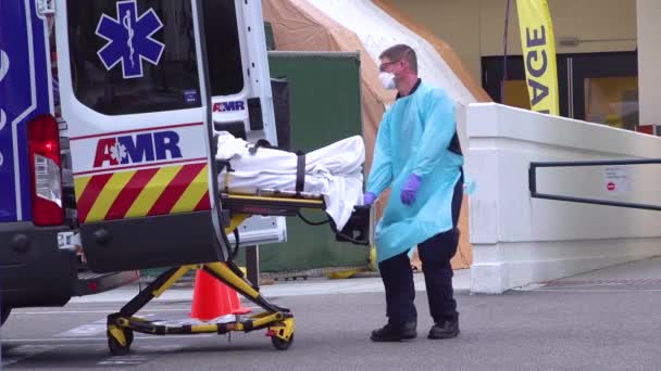 2020 Corna Virus Covid Pacientes Chegam Hospital São Atendidos Por — Vídeo de Stock