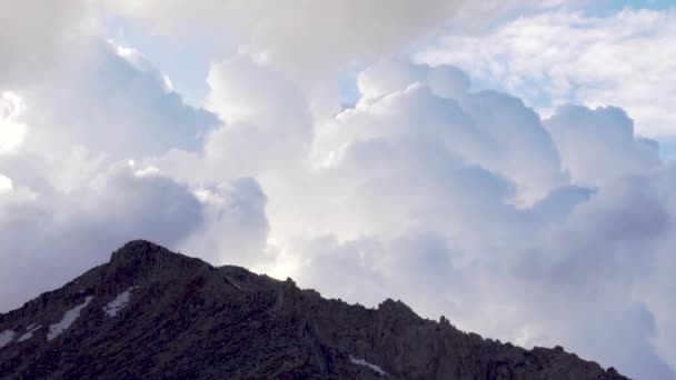 Clouds Race Barren High Sierra Granite Peak — Stock Video