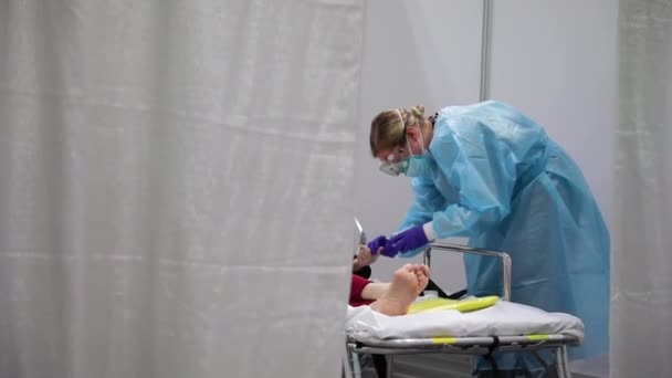 2020 New York Coronavirus Covid Intensive Care Patiënten Worden Behandeld — Stockvideo