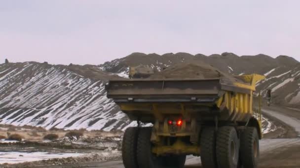 Hanford Nuclear Site Cleaned Digging Groundwater Level — Stock Video