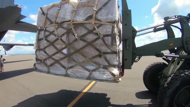 2020 Guardia Nacional California Envía Ventiladores Covid Coronavirus Nueva York — Vídeo de stock