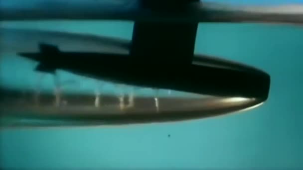 Mühendisler 1950 Lerde Üretim Tesisleri Inşa Ediyorlar Fabrika Görüntüleri — Stok video