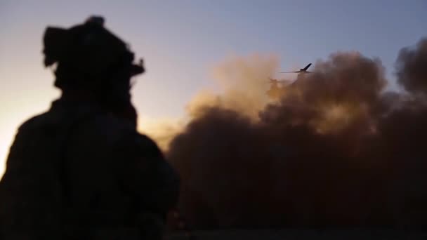 2018 Uma Aeronave Marinha Norte Americana Pousa Perto Fronteira Iraque — Vídeo de Stock