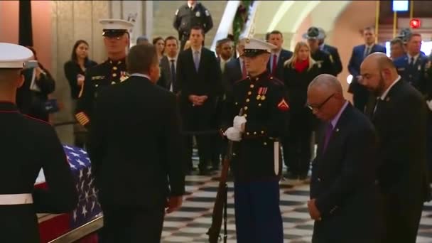 Astronauta John Glenn Funeral Formal Estado Com Guarda Militar — Vídeo de Stock