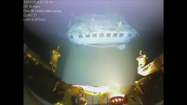 ハリケーン ジョアキン2015の間にカリブ海で沈下したエル ファロの残骸の水中映像 — ストック動画