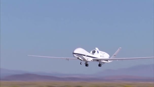 Onbemande Nasa Drone Global Hawk Vliegt Uit Het Dryden Research — Stockvideo