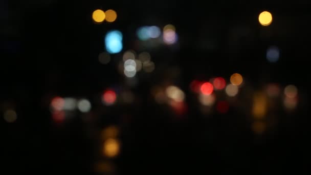 Suddig cirkel lampor i natt citybeauty effekt användbar för bakgrund — Stockvideo