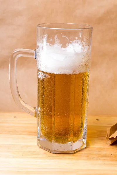 Fresh beer with bread toast — Stock Photo, Image