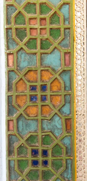 Arapça ve İslami tarzı cami mozaik ve geometrik desen — Stok fotoğraf
