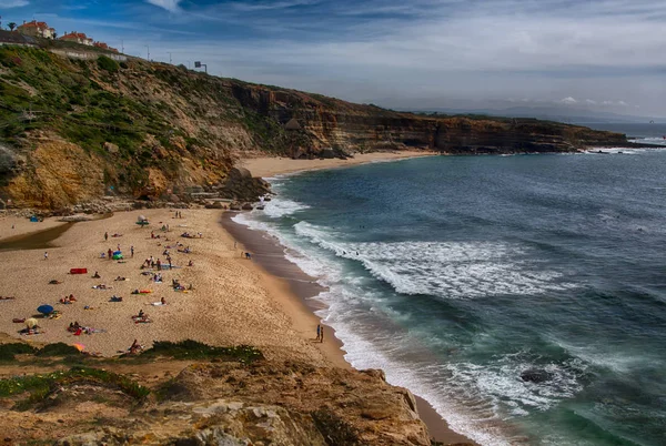 Stranden Ribeira de Ilhas i Ericeira Portugal. — Stockfoto