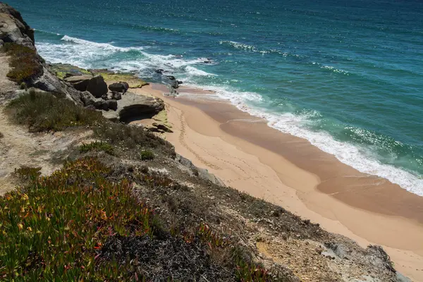 Praia da Mexilhoeira em Santa Cruz, Portugal . — Fotografia de Stock