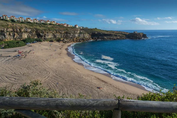 Spiaggia di Sao Lourenco a Ericeira, Portogallo . — Foto Stock
