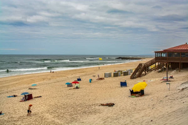 Spiaggia di Vieira de Leiria a Leiria, Portogallo . — Foto Stock