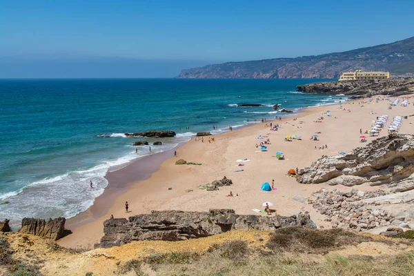 Пляж Cresmina в Кашкайше, Португалия . — стоковое фото