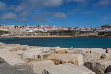 Ericeira, Portekiz 'deki Pescadores plajı..