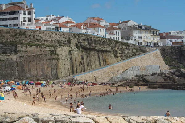 Spiaggia di Pescadores a Ericeira, Portogallo . — Foto Stock