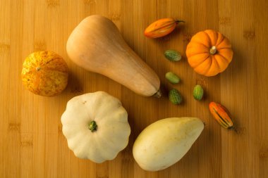 diferent kabaklar bileşimi