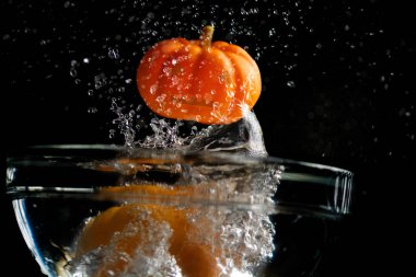 Hallowen suya düşen kabak 