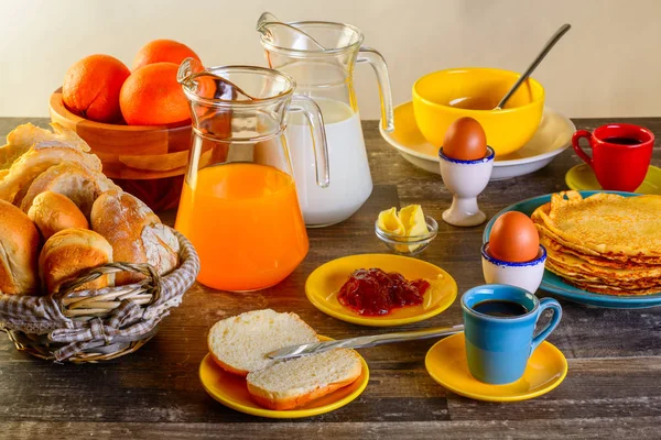 Tavolo da colazione set completo — Foto Stock