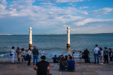 Lizbon merkezinde tejo Nehri'nin görünümü