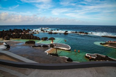 Porto Moniz, Madeira adasındaki doğal havuzlar.