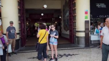 Madeira, Portekiz. 29 Kasım 2019. Portekiz, Madeira Adası Funchal 'daki Lavradores Pazarı.